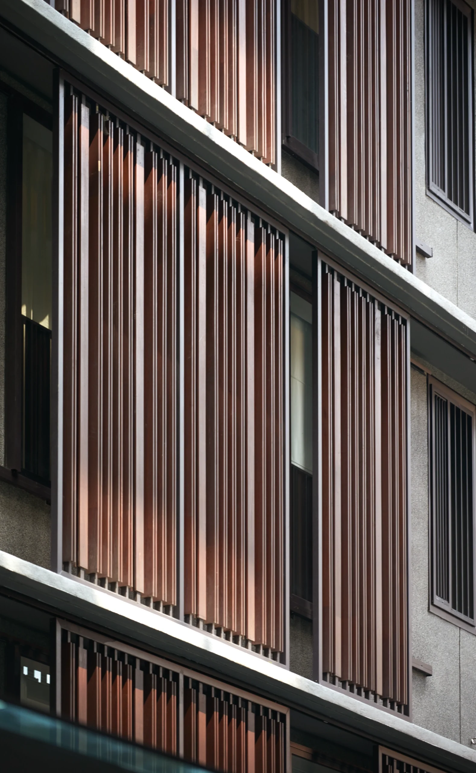 Dedaun facade detailing