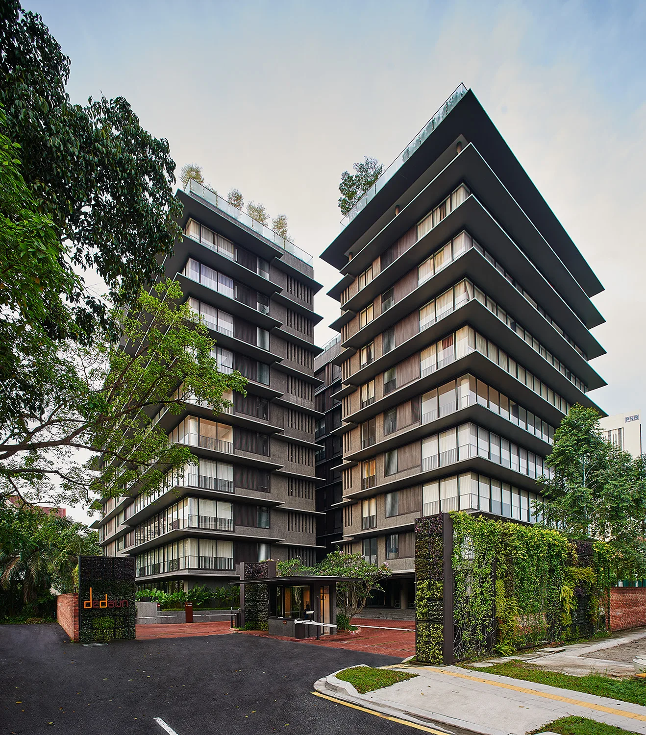 Dedaun residential exterior